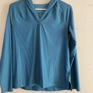 Eddie Bauer women’s active shirt